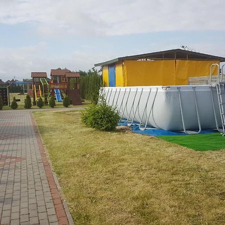 Sun Holiday Jezierzany Kültér fotó